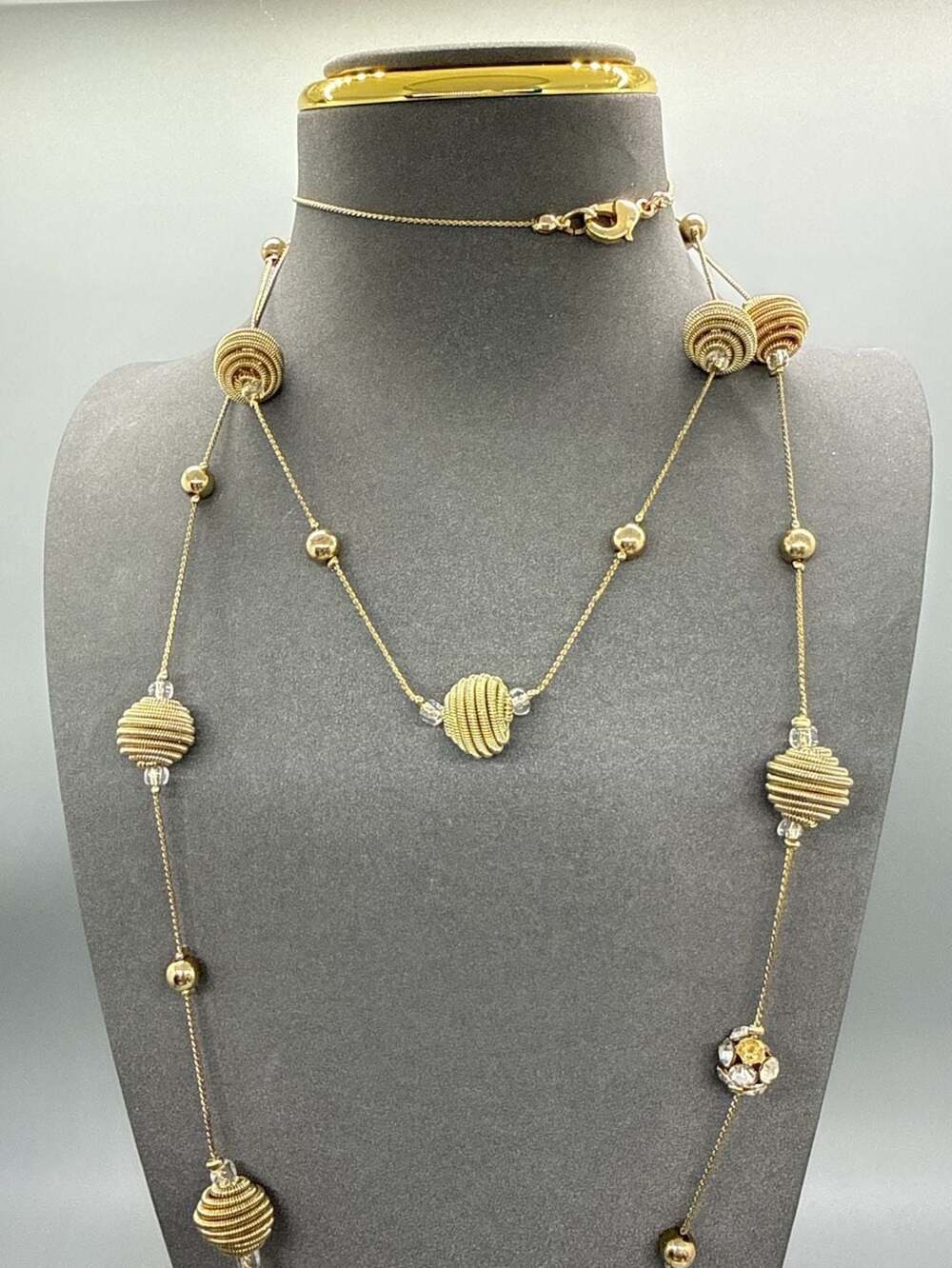 Gold Tone Long Station Necklace Coiled Spring Beehive and Rhinestone Beads Vtg - Picture 9 of 13